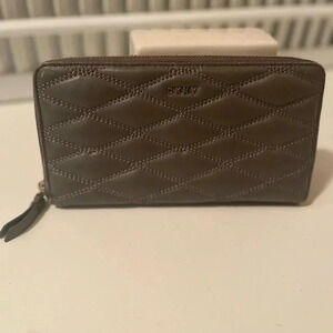 DKNY Tan color quilt design wallet zipper closure back with packets